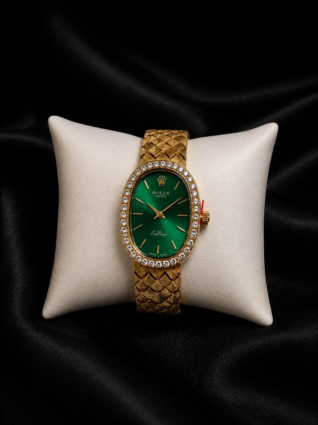 Montre Ovale Or